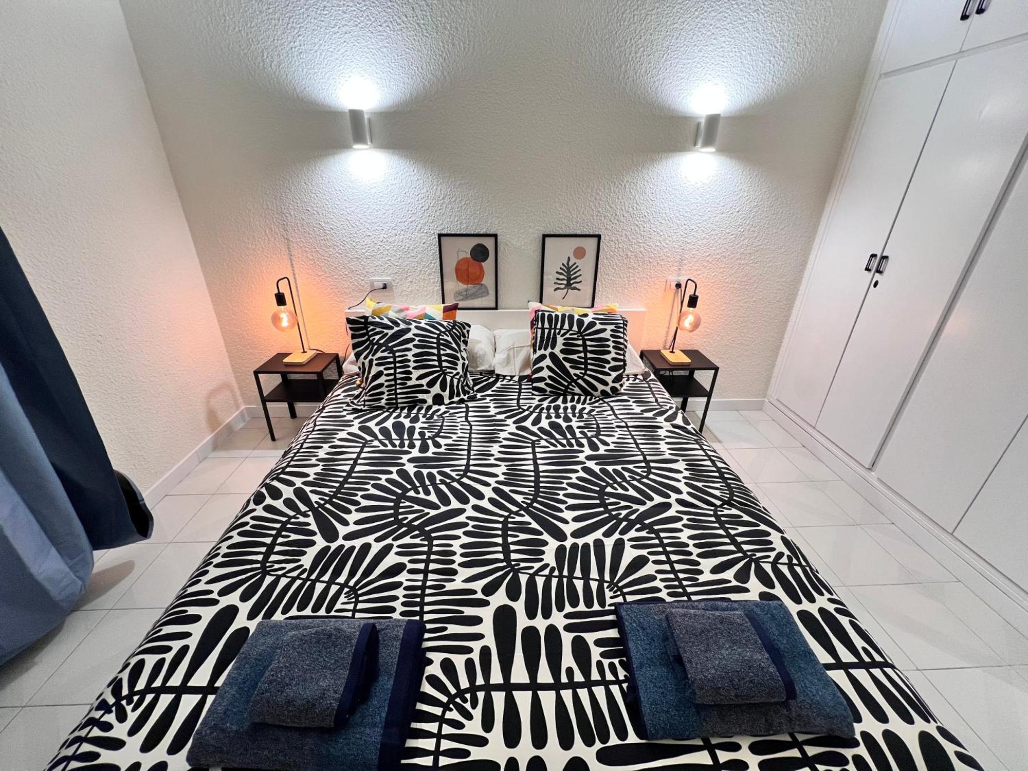 Seaview And Sunset Apartment Los Cristianos Los Cristianos  Bagian luar foto